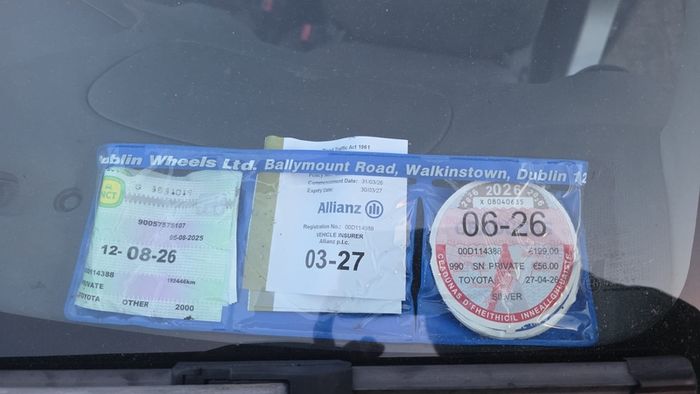2000 Toyota Vitz