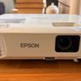 Epson Projector EB-E01 with Screen Image 7