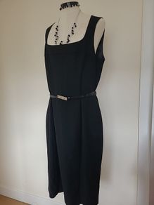 Oasis shift dress