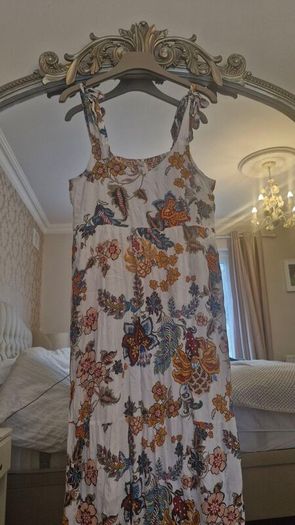 Gorgeous sun dress