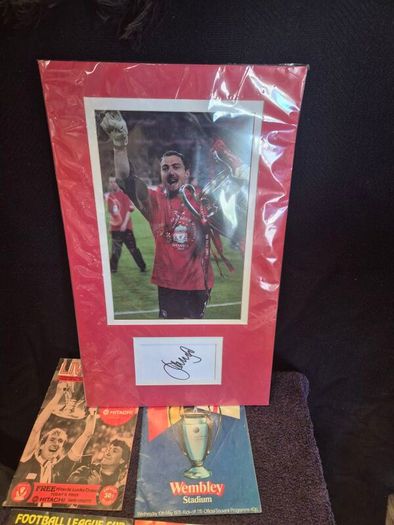 Jerzy dudek Istanbul 2005 sealed mounted with signature
