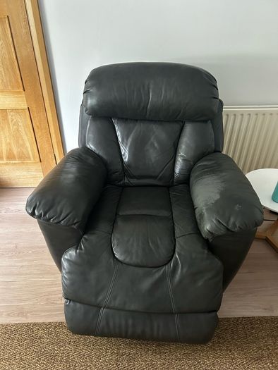 Electric recliner chair