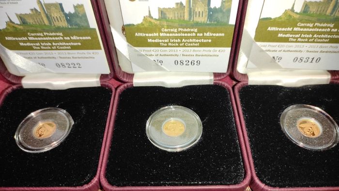 3 gold coins The Rock of Cashel