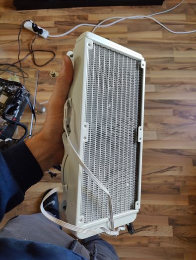 Tempest Liquid Cooler 240mm RGB White
