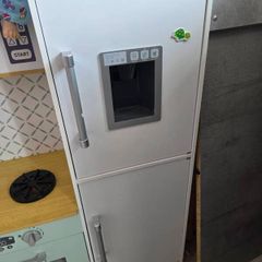 play kitchen