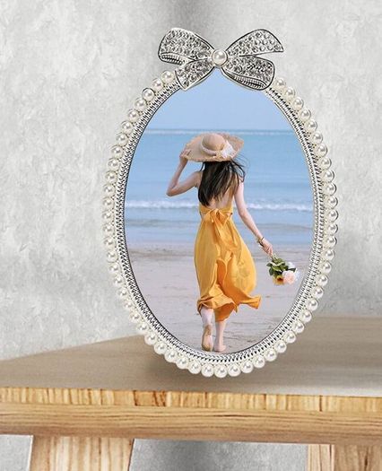 3 photo  frames