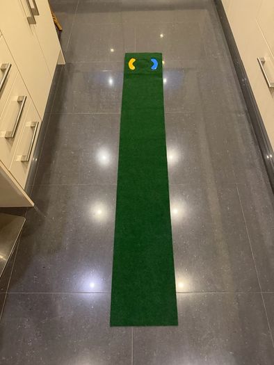Putting Mat