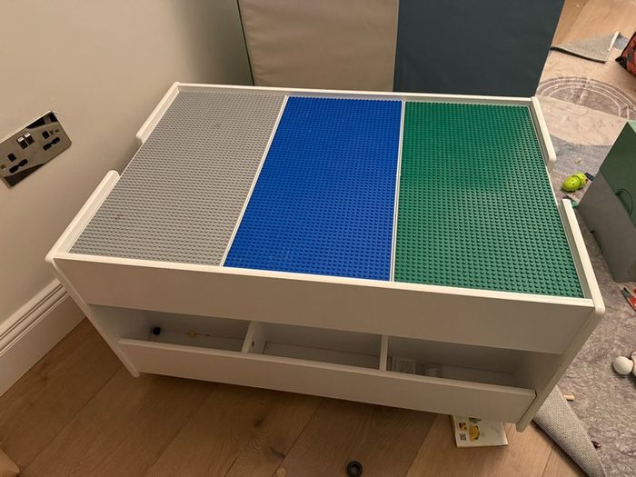 lego table