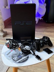 Sony PlayStation 2 Fat Console Bundle - Excellent Condition with Games & Controller
