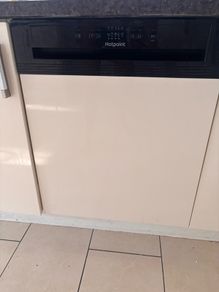 Semi integrated dishwasher