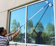 Long reach window cleaning set 160cm extendable pole
