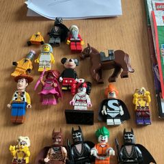 lego mini figures