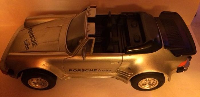Porsche 911 turbo 1/16 scale