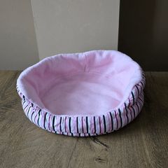 Guinea pig bed - pink stripes