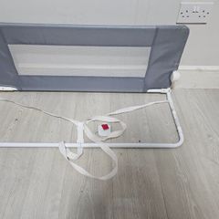 Child bed rail or bed gaurd