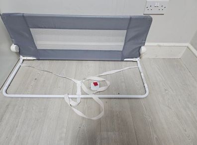 Child bed rail or bed gaurd