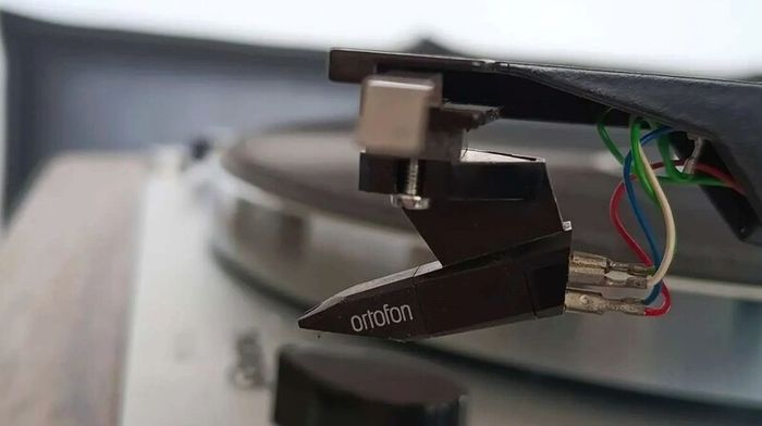 Thorens TD 146