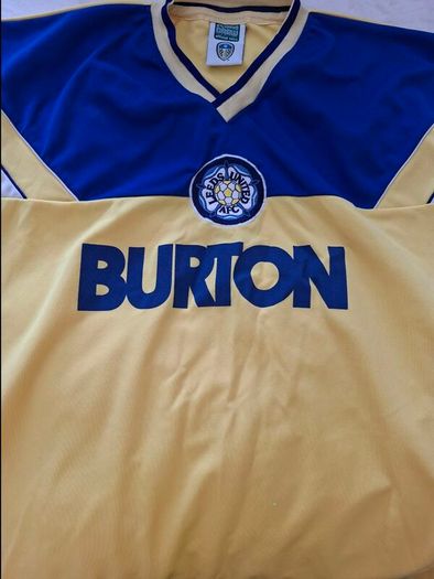 leeds United retro L