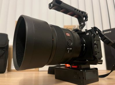 Sony ZV-E1 Full-Frame Video Kit Excellent Condition