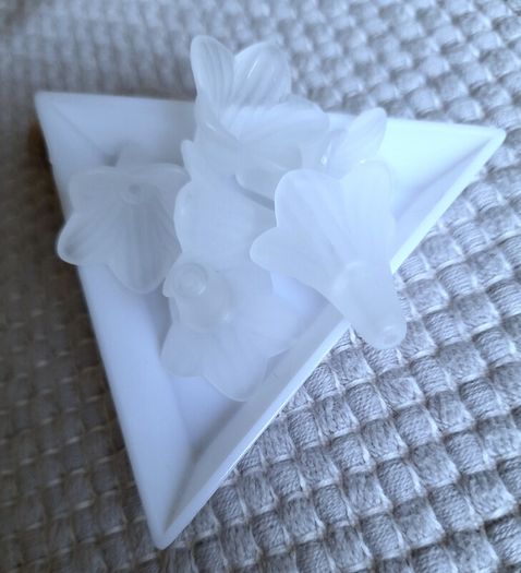 Acrylic flower beads.