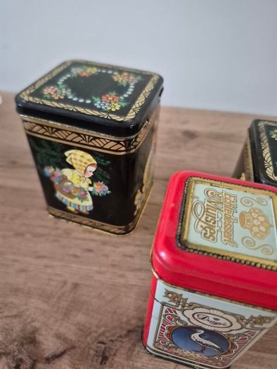 3 vintage tins