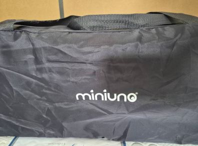 miniuno travel cot