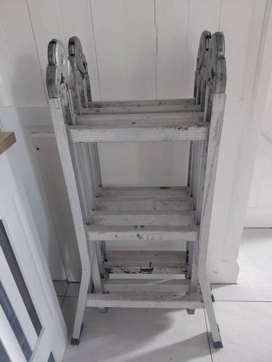 folding ladder