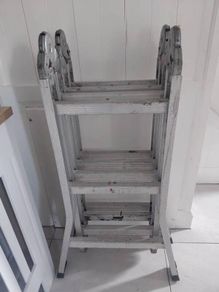 folding ladder