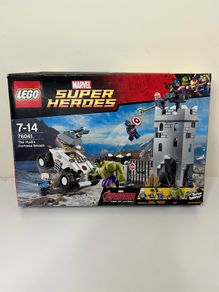 Lego Super Heroes Hydra Fortress Smash 76041 - Complete includes all Minifigures, manuals and box