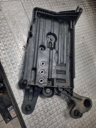 Genuine 13-17 Vw Golf Mk7 Audi Seat Skoda Battery Tray