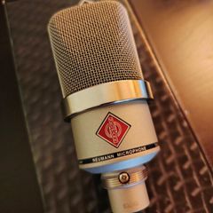 Neumann TLM 102