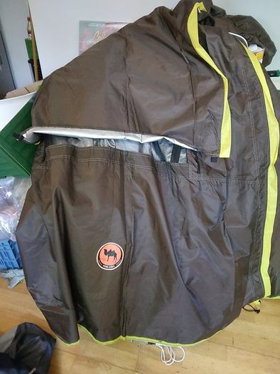 Tent. 6 man instant