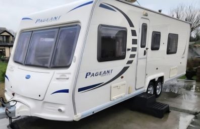 Bailey Pagent 2009 Twin axle fixed bed caravan