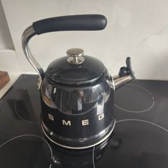 Smeg stovetop kettle