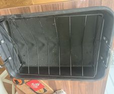 roasting tray and cake tin
