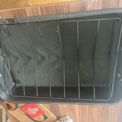 roasting tray and cake tin