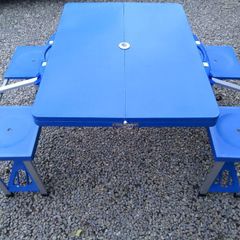 Foldable camping table and seats