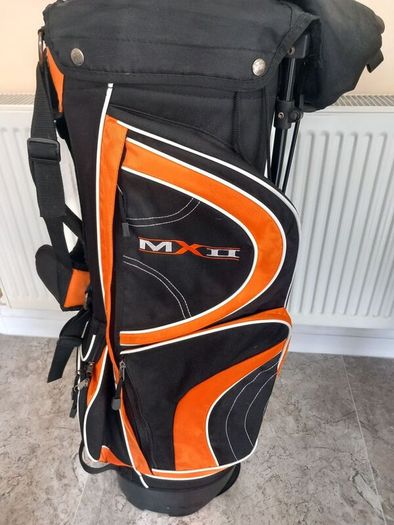 Dunlop golf bag with stand