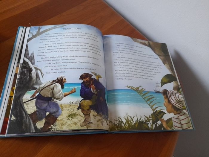 A Treasury Of Classic Stories Hardback Book
