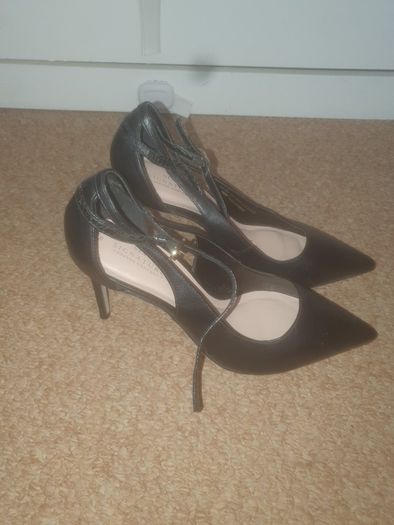 next heels