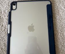 iPad 11 (A16 128GB) with Pipetto Cover and Skriva Pencil