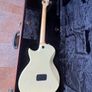 Taylor SB 1x solid body electric guitar (mint 2007) Image 4