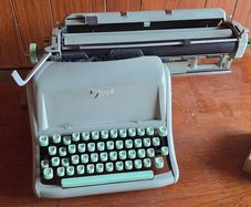 Hermes 8 Vintage 1960s Typewriter