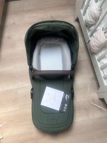 Jolz aer + carry cot