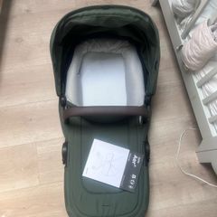 Jolz aer + carry cot