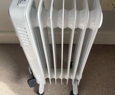 Electric Portable Oil-filled Radiator (white)
