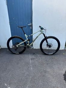 Full Suspension Carbon Mtb