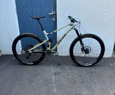 Full Suspension Carbon Mtb