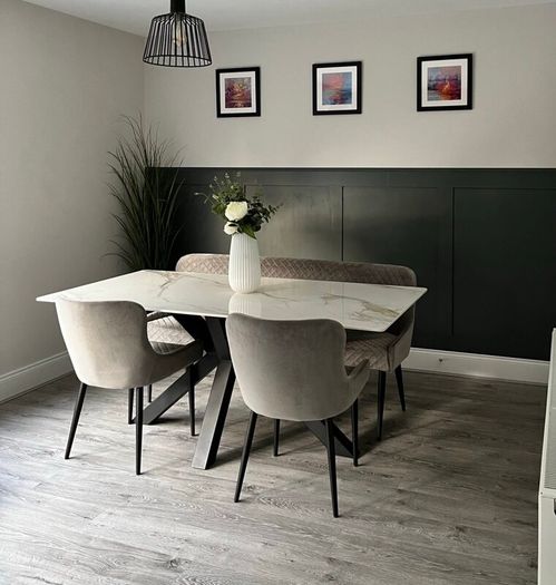 Table , 2 chairs and bench
