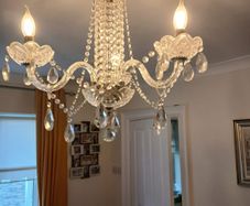 Ceiling light in good condition